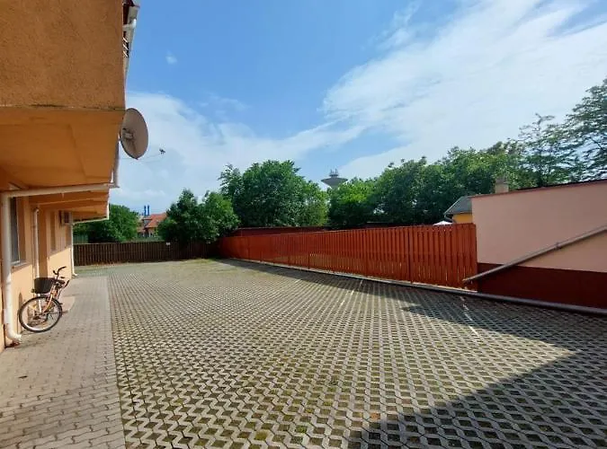 Sunshine Apartment Hajduszoboszlo